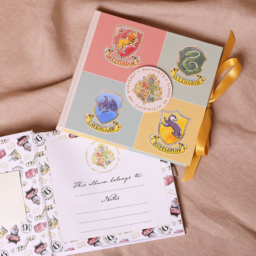 Harry Potter Photo Album - Hogwarts Houses - 50 6x4 Photos